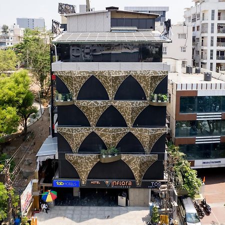 Отель Oriva Vinflora Residency - Nr Lv Prasad Hospital, Banjara Hills Хайдарабад Экстерьер фото