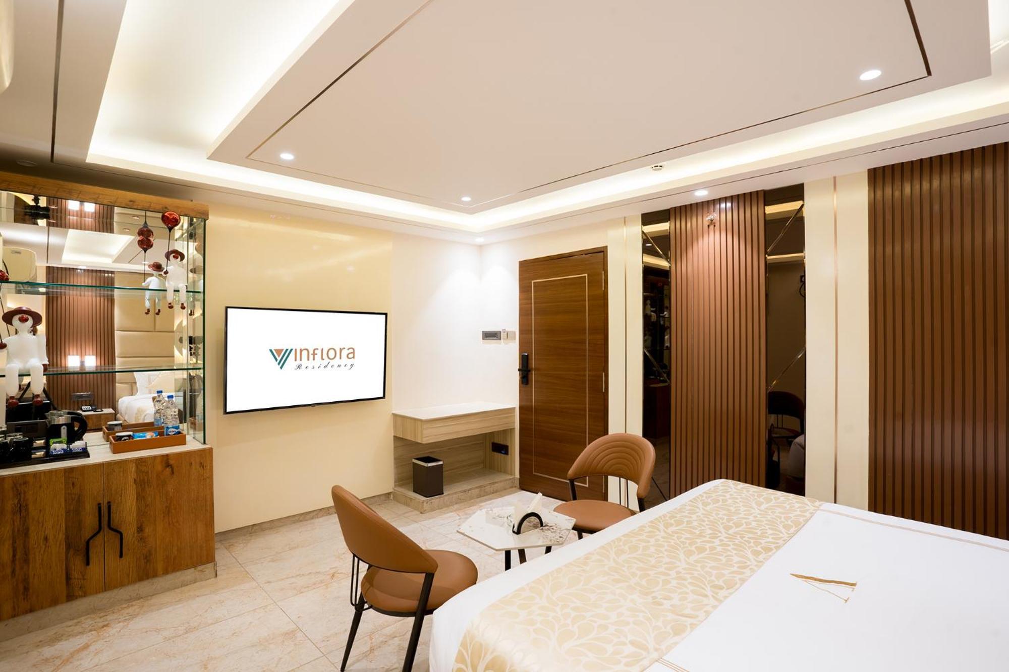 Отель Oriva Vinflora Residency - Nr Lv Prasad Hospital, Banjara Hills Хайдарабад Экстерьер фото