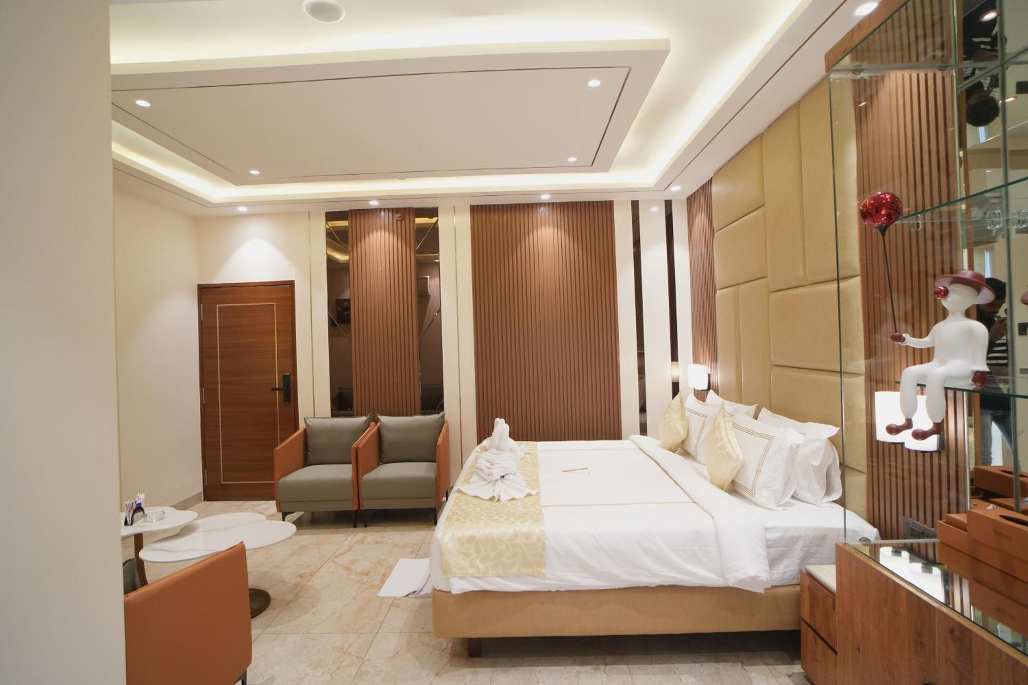 Отель Oriva Vinflora Residency - Nr Lv Prasad Hospital, Banjara Hills Хайдарабад Экстерьер фото